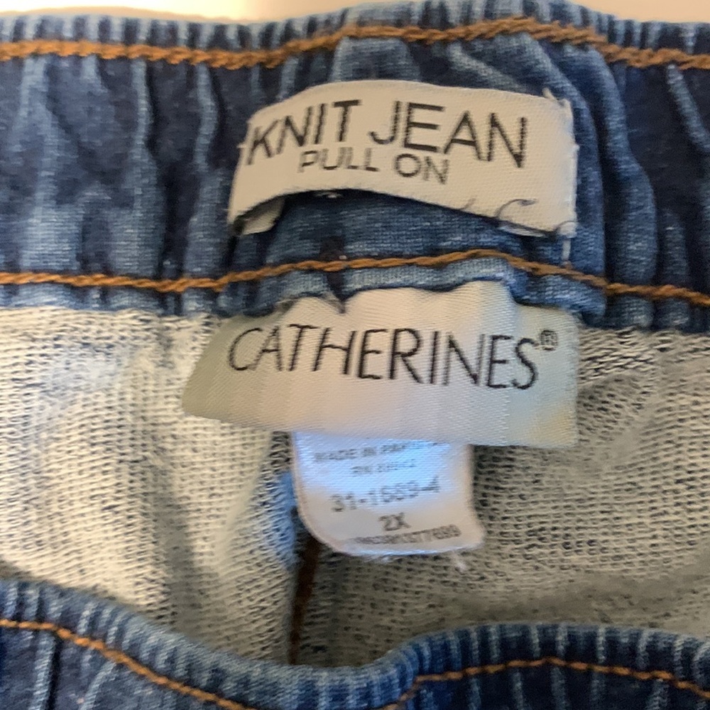 Women 2X Catherine’s knit pull on jeans - Picture 3 of 5